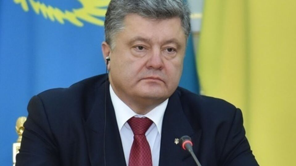 Также Порошенко обсудил с лидерами ведущих стран вопрос предоставления Украине безвизового режима