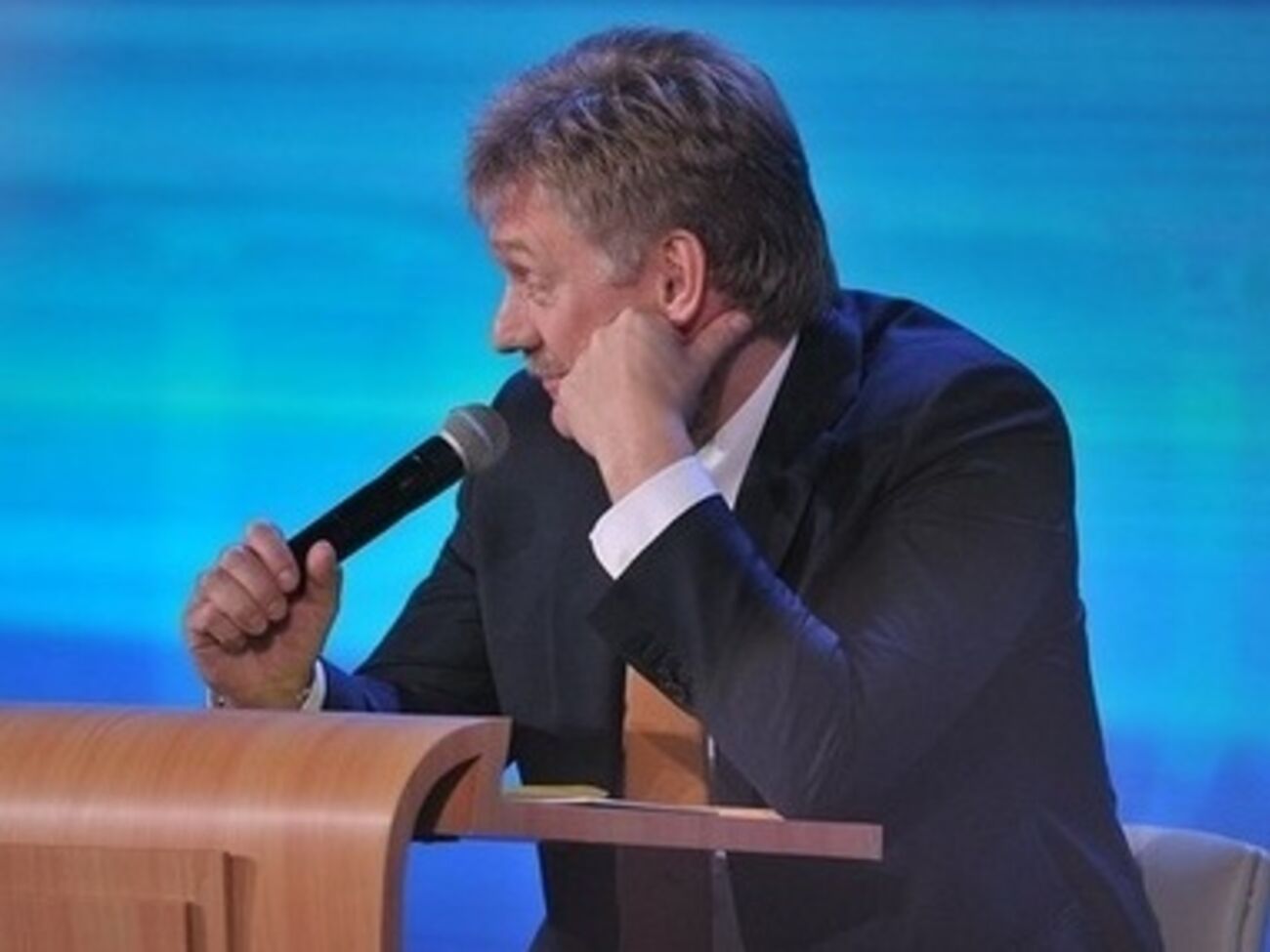 Песков: Президенту&nbsp;по материалам СМИ&nbsp;докладывается о том, что происходит у дальнобойщиков