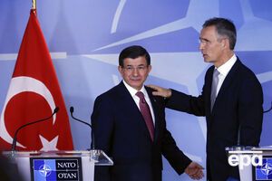 Ахмет Давутоглу на пресс-конференции с Йенсом Столтенбергом: Мы не будем нагнетать напряженность с РФ