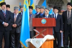 У оставшихся в Крыму активистов Меджлиса проходят обыски