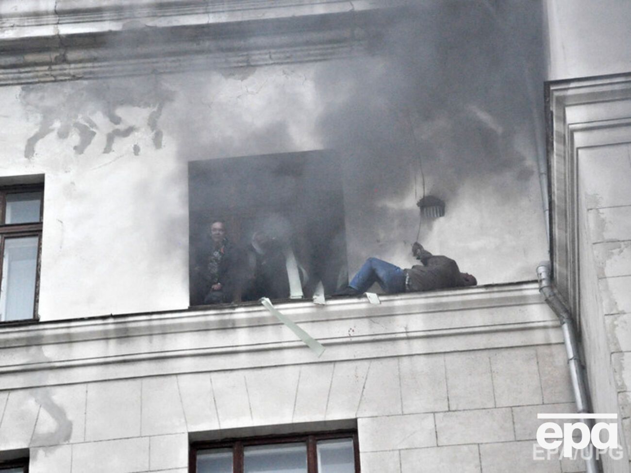 Эксперты пришли к выводу, что Дом профсоюзов подожгли изнутри