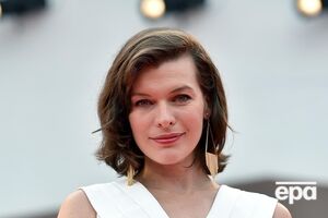 Йовович показала фото своих подросших детей