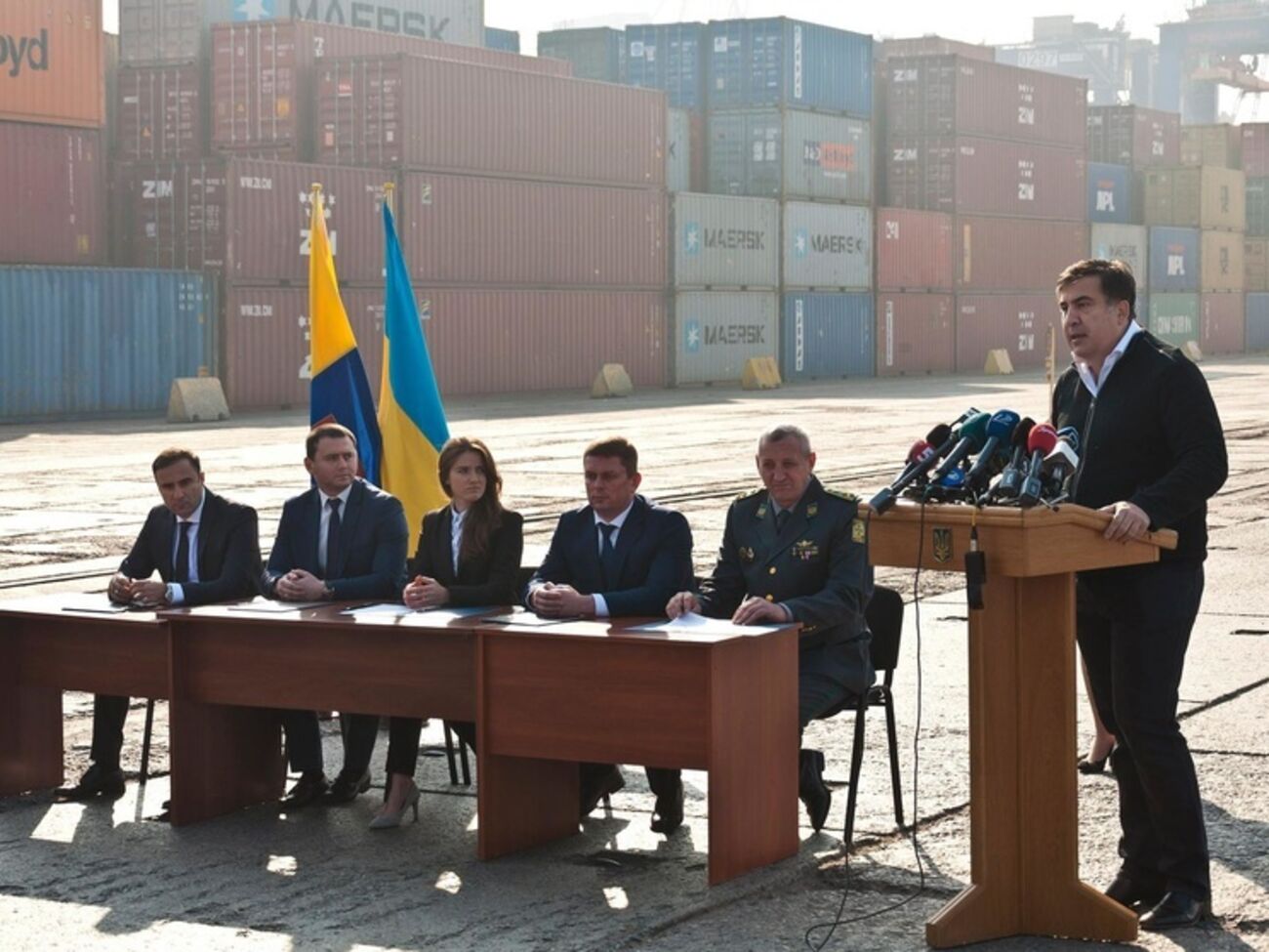 В Одесском порту подписан совместный приказ таможни, фискальной службы и силовиков, направленный на уменьшение количества проверок