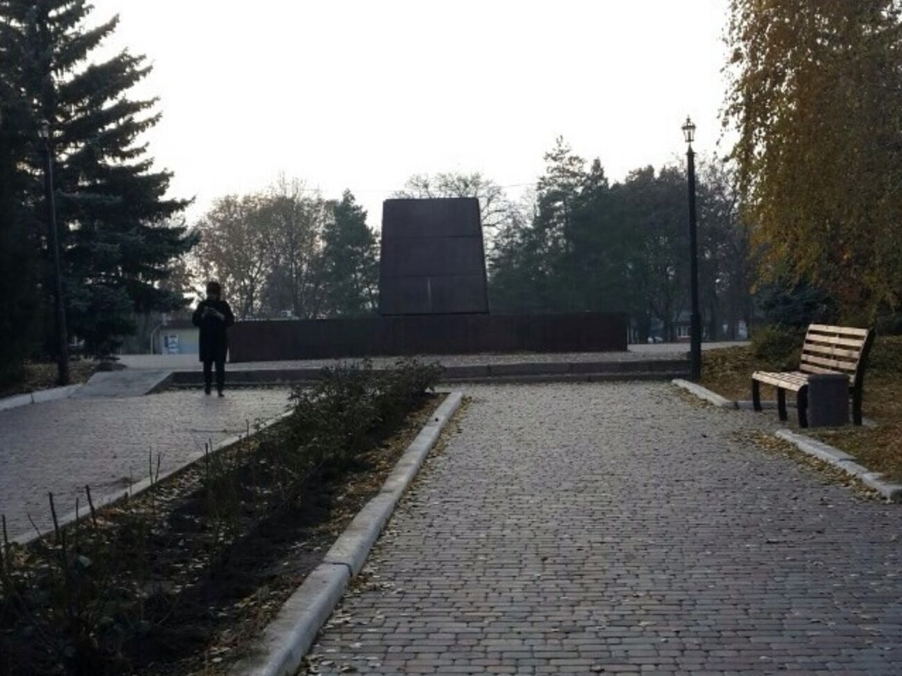 В Новой Водолаге снесли памятник Ленину
