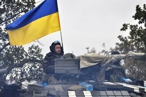 Украина продолжает отвод вооружений из зоны АТО