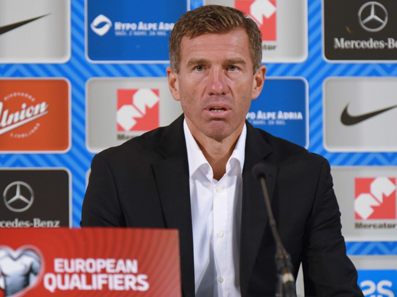 Катанец объявил состав на матч против Украины