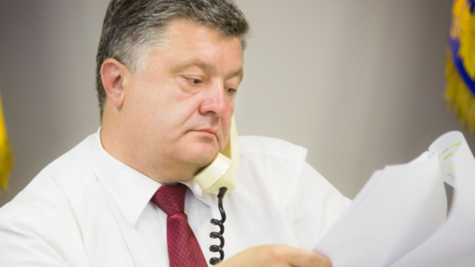 Порошенко провел телефонный разговор с Байденом