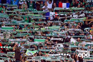 "Сент-Этьен" на домашнем поле громит "Днепр"