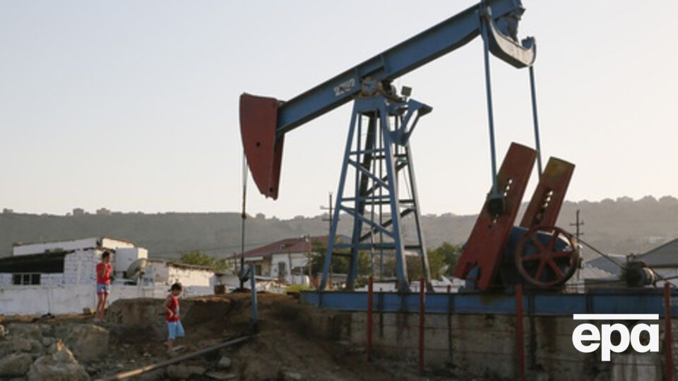 Цена на нефть продолжает падать