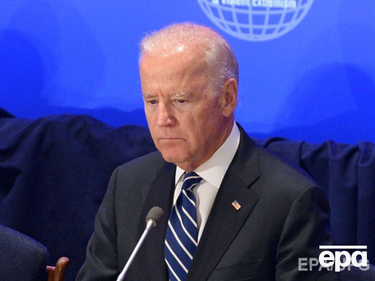 Байден подтвердил готовность США предоставить Украине третий транш кредитных гарантий