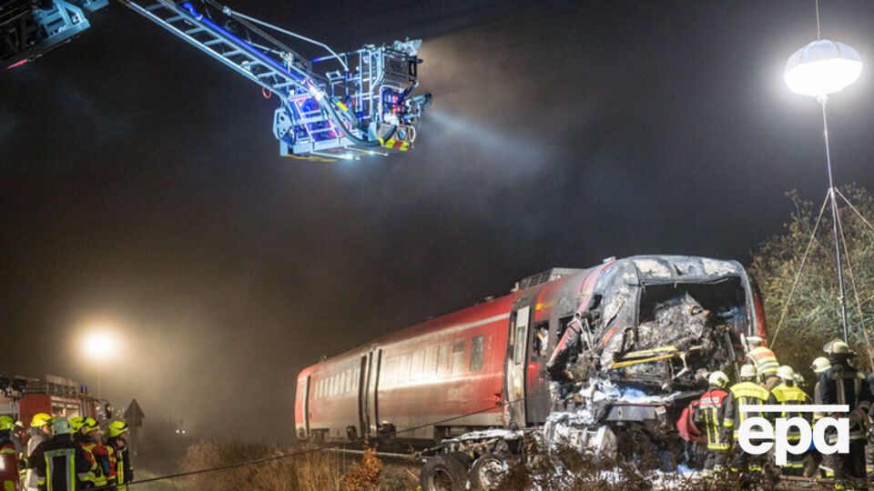 Поезд двигался со скоростью 100 км/час