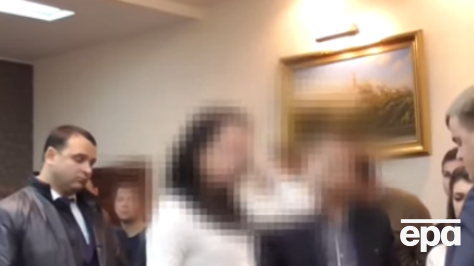 ГПУ задержала двоих главных следователей ГФС за получение взятки