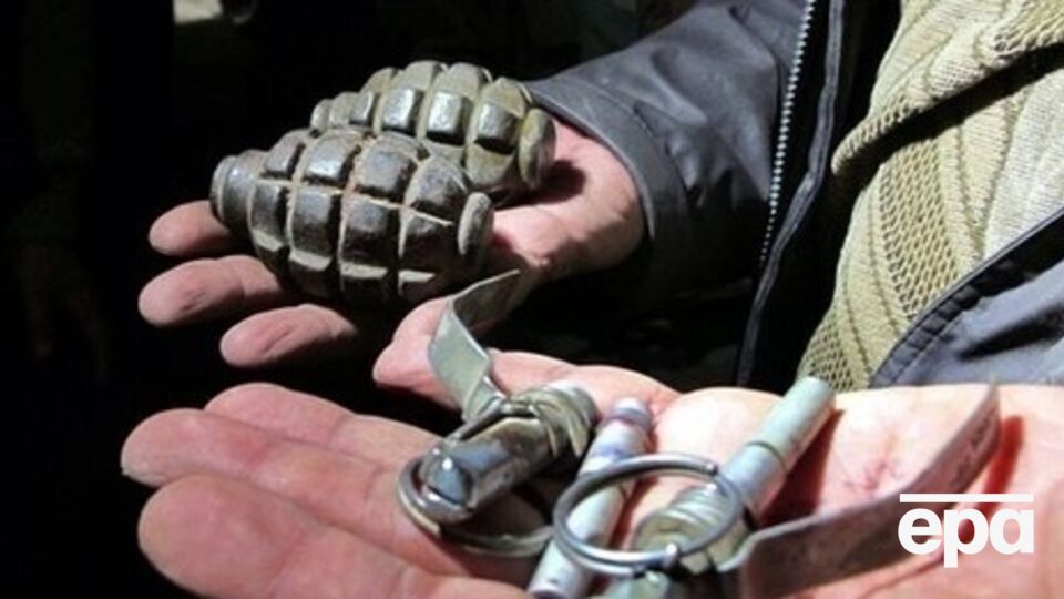 В ходе судебного разбирательства правонарушитель полностью признал вину и раскаялся