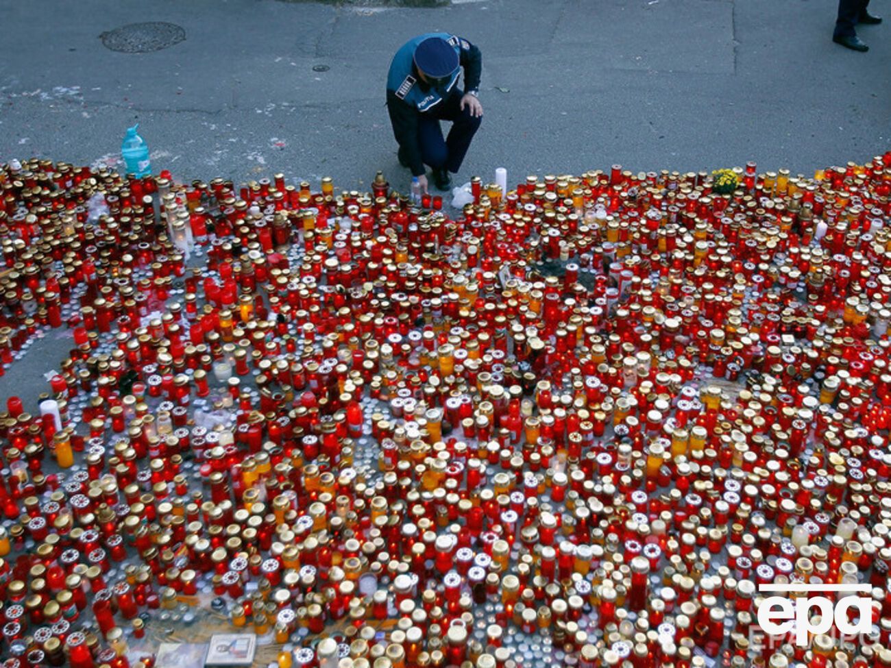 Из-за пожара в ночном клубе в Румынии погибли уже 39 человек