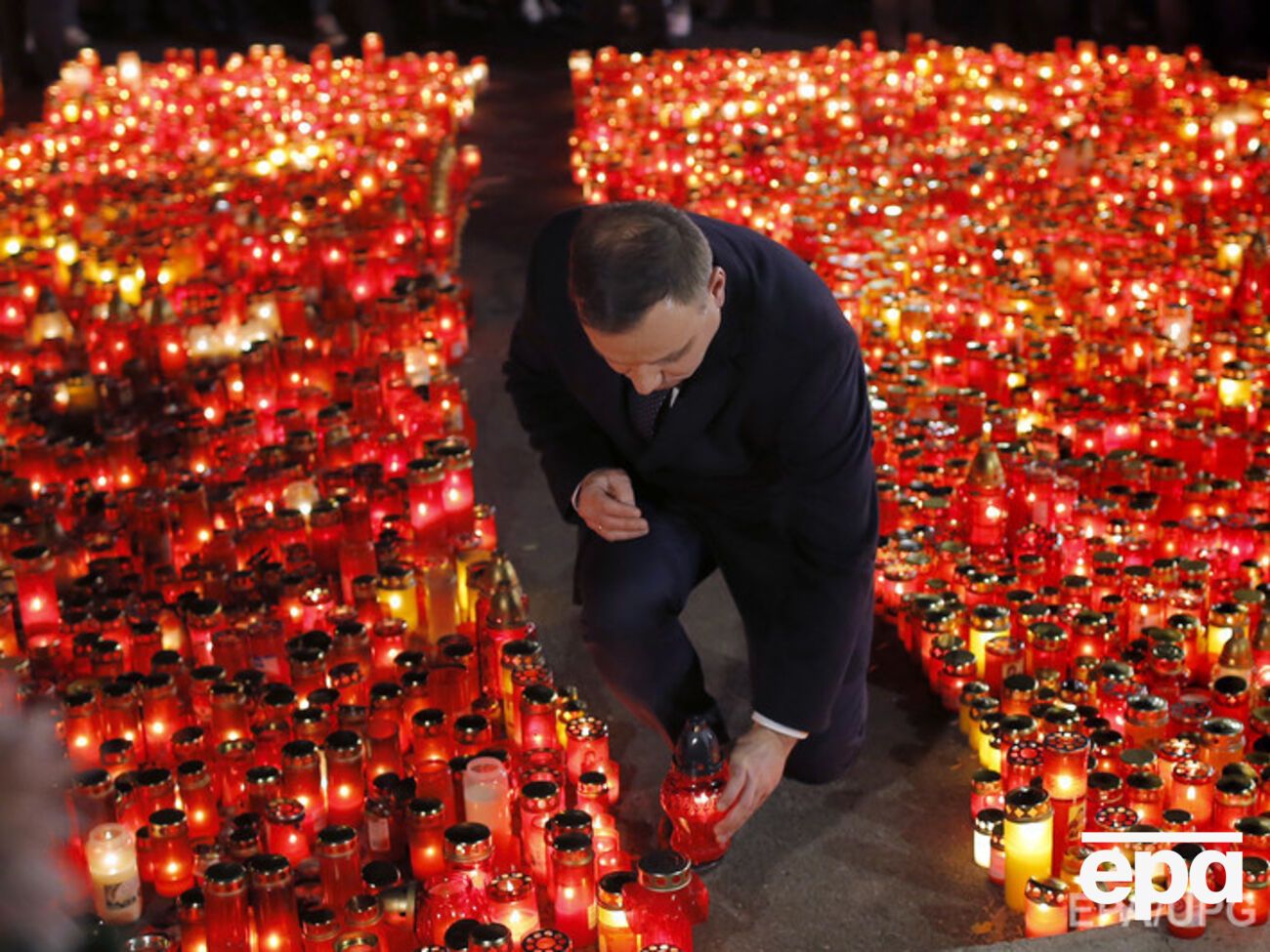 Число жертв масштабного пожара продолжает расти