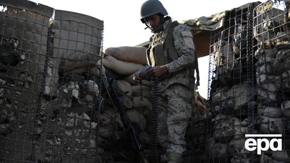 Правительственным вооруженным силам в Афганистане противостоят не только талибы, но и ИГИЛ