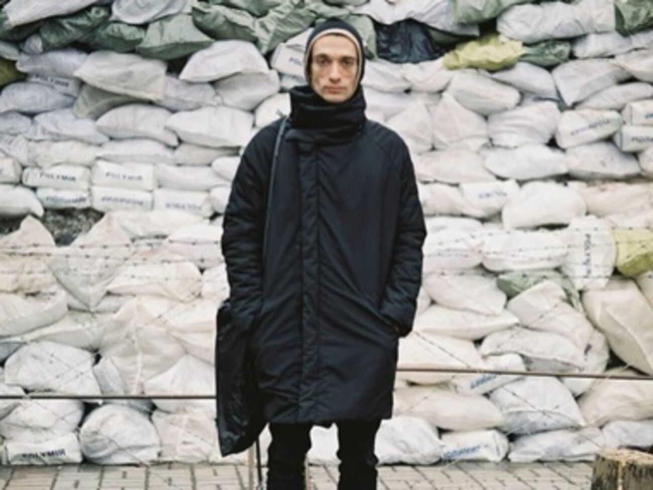 Павленский задержан, ему вменяют мелкое хулиганство --- СМИ