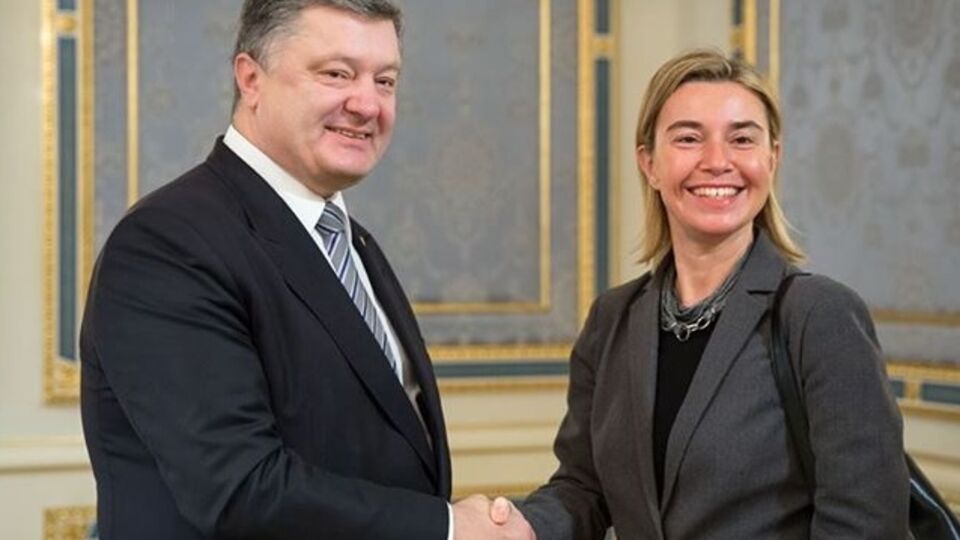 Порошенко встретился с Могерини