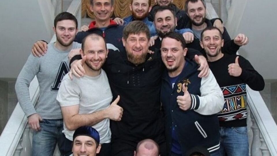 Кадыров в честь праздника взял команду КВН на работу в правительство