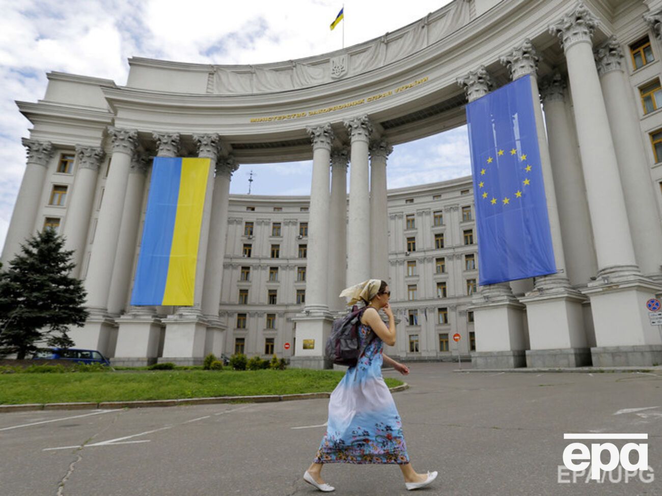МИД рекомендует украинцам воздержаться от поездок в Египет