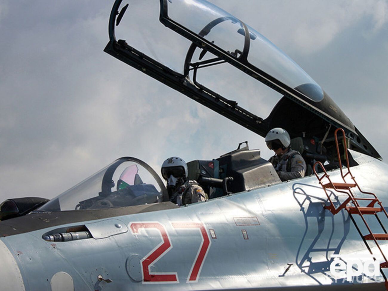 Россия продолжает бомбить мирные города в Сирии, сообщает украинская разведка