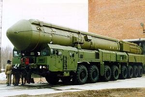 Ракетные войска стратегического назначения РФ получат в 2015 году более 50 образцов новой военной техники