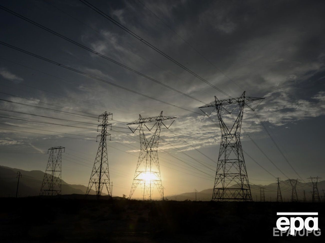 Аксенов заявил, что чрезвычайная ситуация в Крыму продлится минимум до нового года