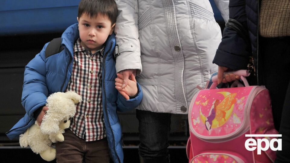 Квит: Учителей, оставшихся с детьми на оккупированных территориях, не считают предателями