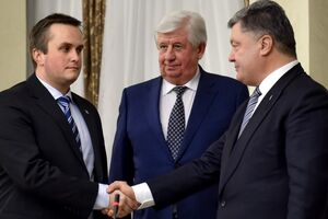 Порошенко: В Украине полностью сформирован отряд для преодоления коррупции. На фото – Назар Холодницкий, Виктор Шокин и Петр Порошенко