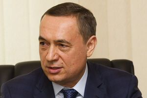 1 декабря Мартыненко официально зарегистрировал заявление о сложении с себя депутатских полномочий
