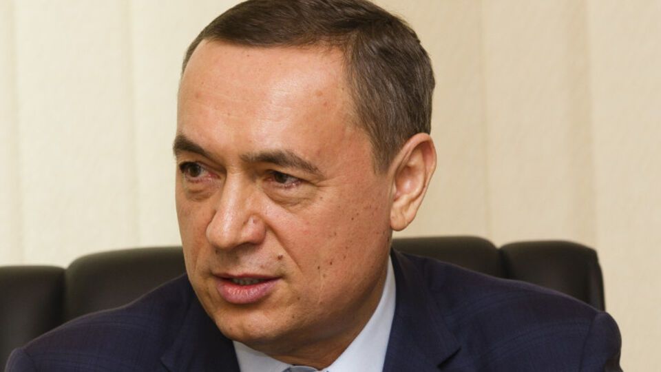 1 декабря Мартыненко официально зарегистрировал заявление о сложении с себя депутатских полномочий