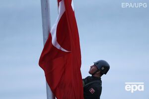 Турция строит четырехметровую стену на границе с Сирией