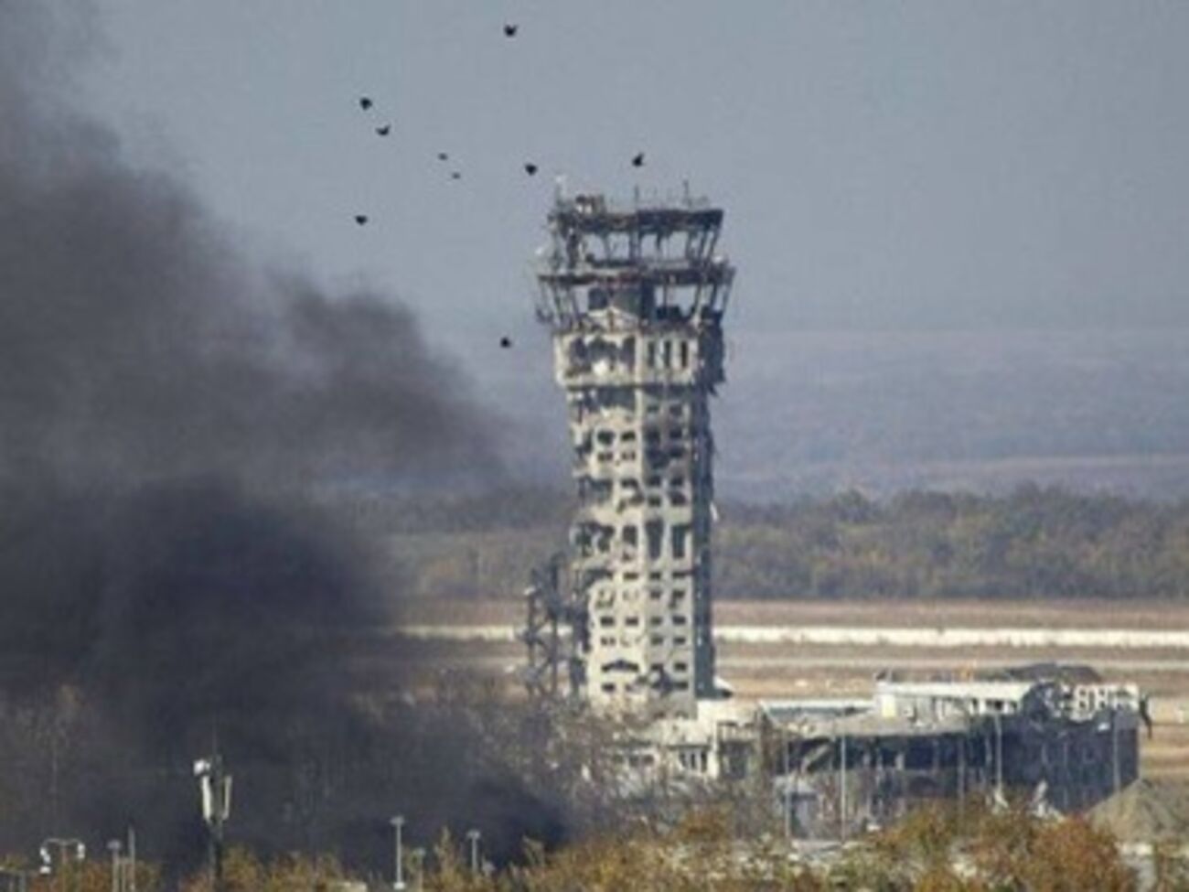 Мариупольская фирма якобы сотрудничала с донецким аэропортом в период, когда там шли бои