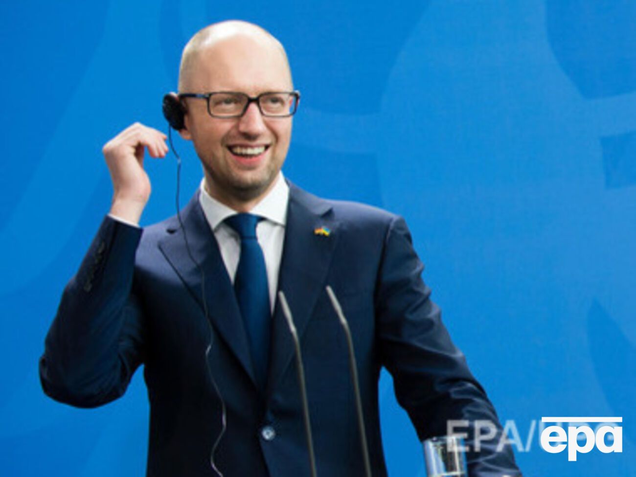 Украина заслуживает, чтобы ЕС открыл ей свои границы, считает Яценюк