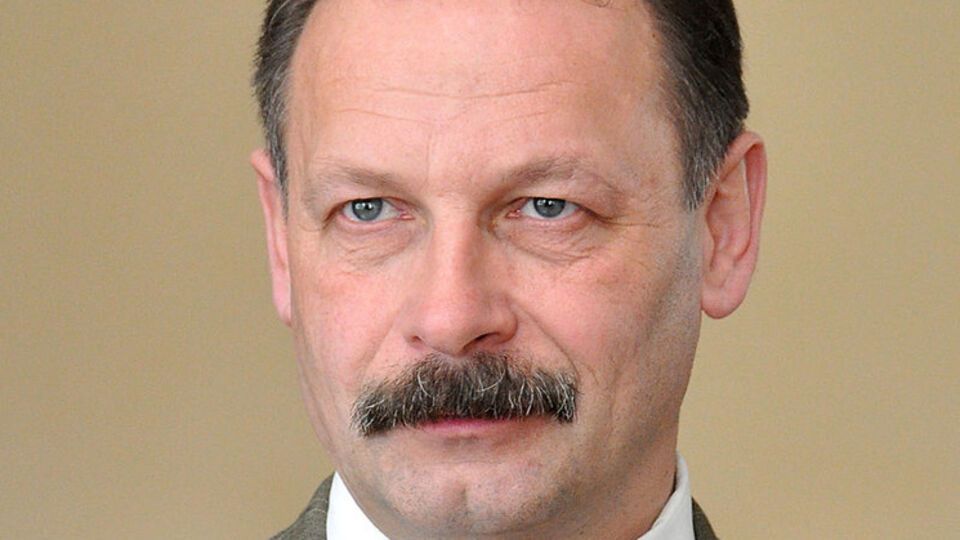 Барна пропустит следующие пять заседаний ВР