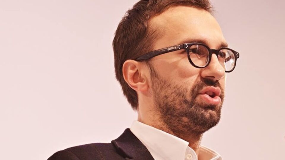 Сергей Лещенко: Вместо того чтобы обсуждать провал Яценюка, будем обсуждать драку