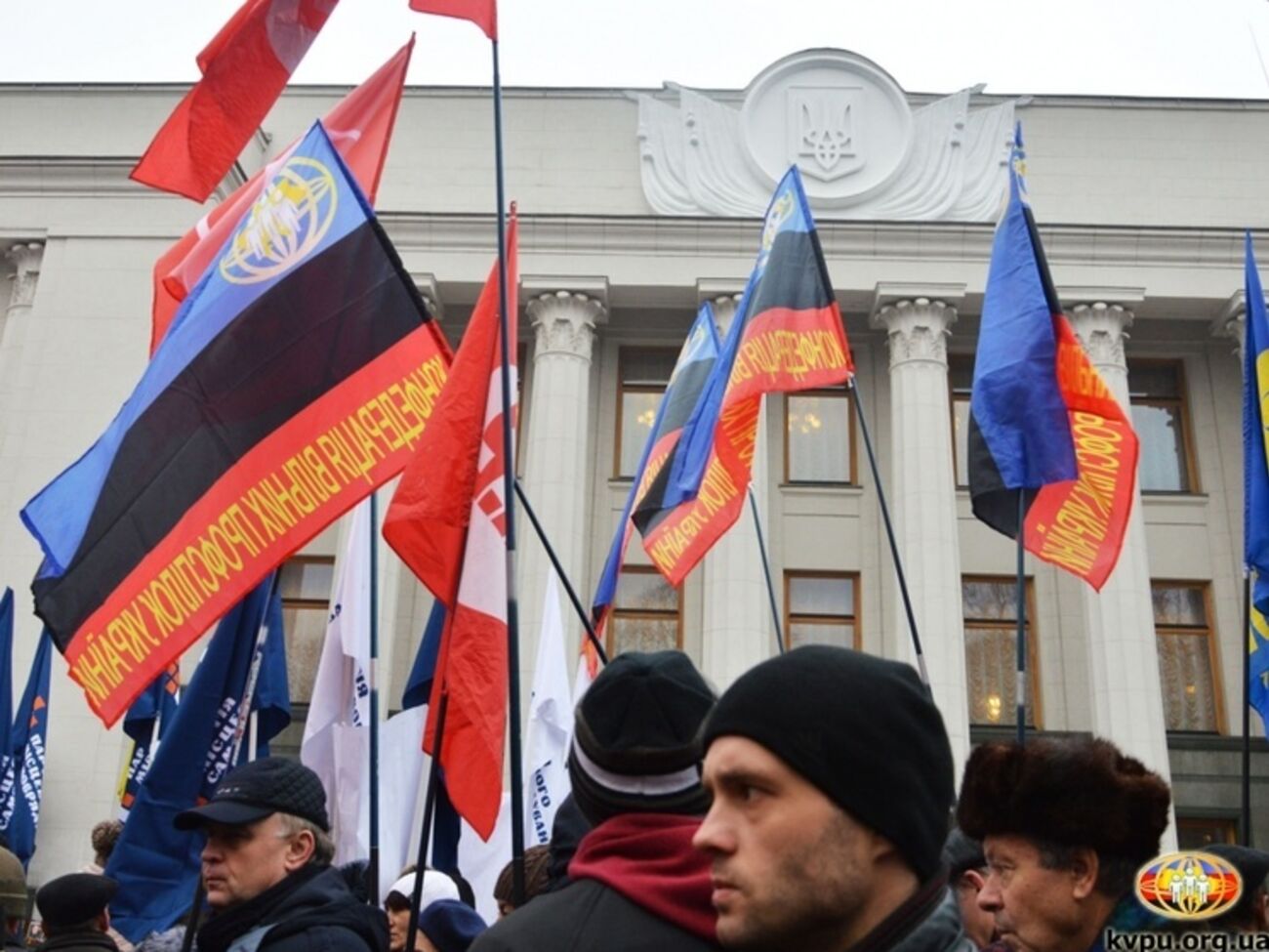 В Украине шахтеры бастуют и устраивают акции протеста