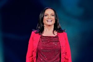 Гонорар Ротару за выступление в новогоднюю ночь составляет 9 млн руб., не учитывая расходы на размещение и дорогу музыкантов певицы