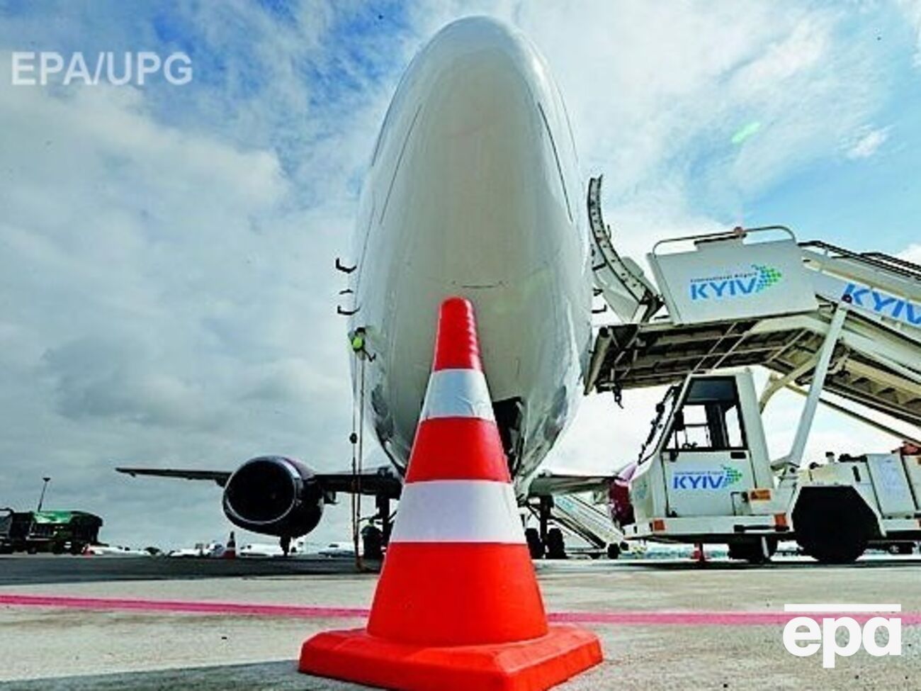 Госавиаслужба отозвала часть лицензий МАУ на полеты