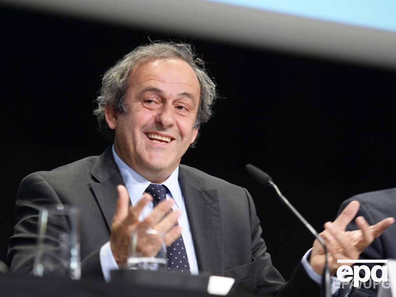 Платини будет отстранен от футбола до 5 января