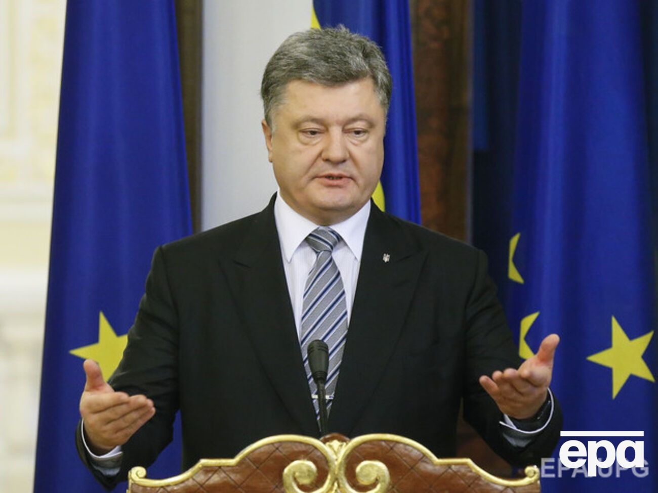 Порошенко заявил, что перестановки в Кабмине обязательно будут