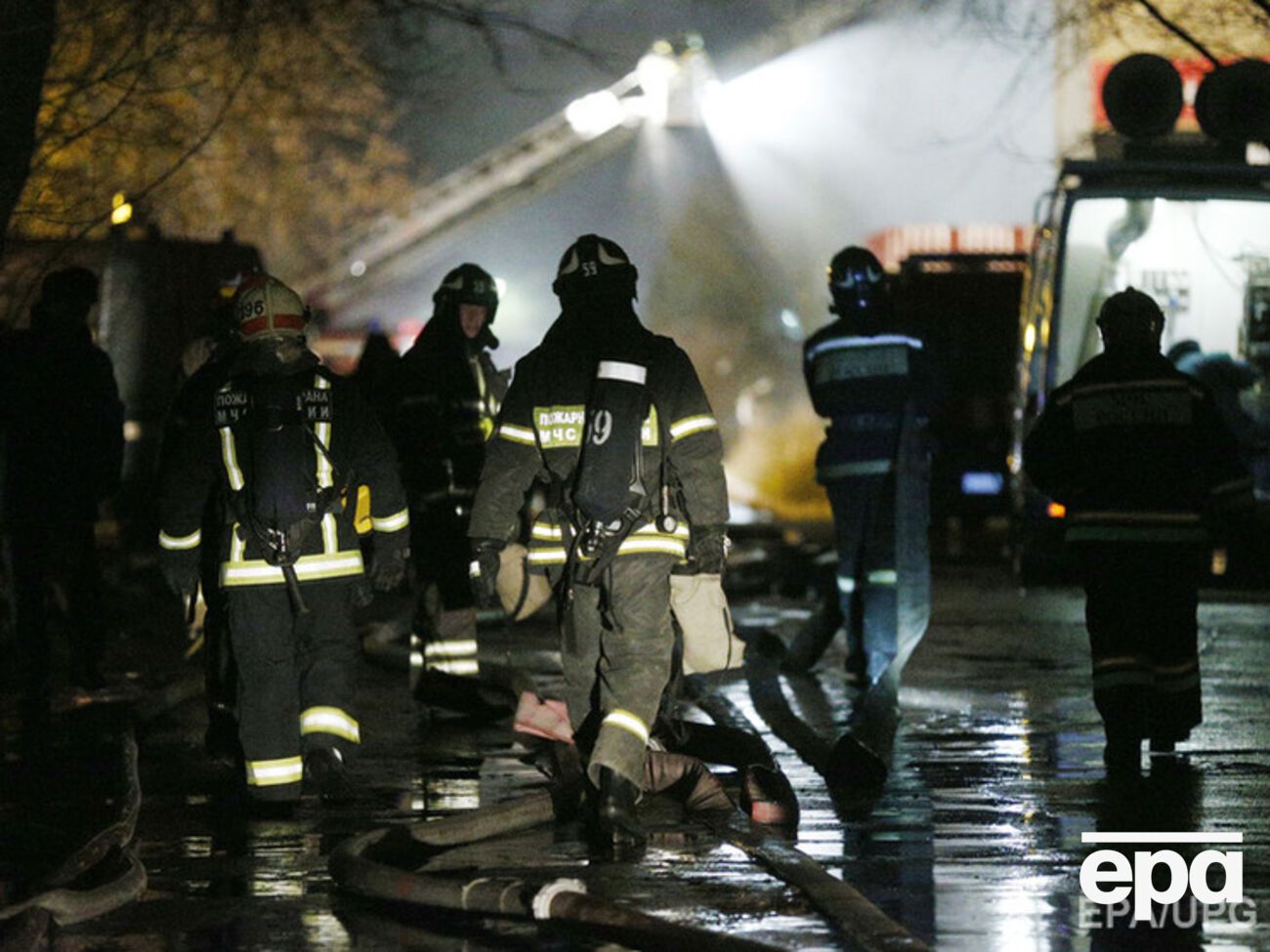 Причины пожара пока не называются