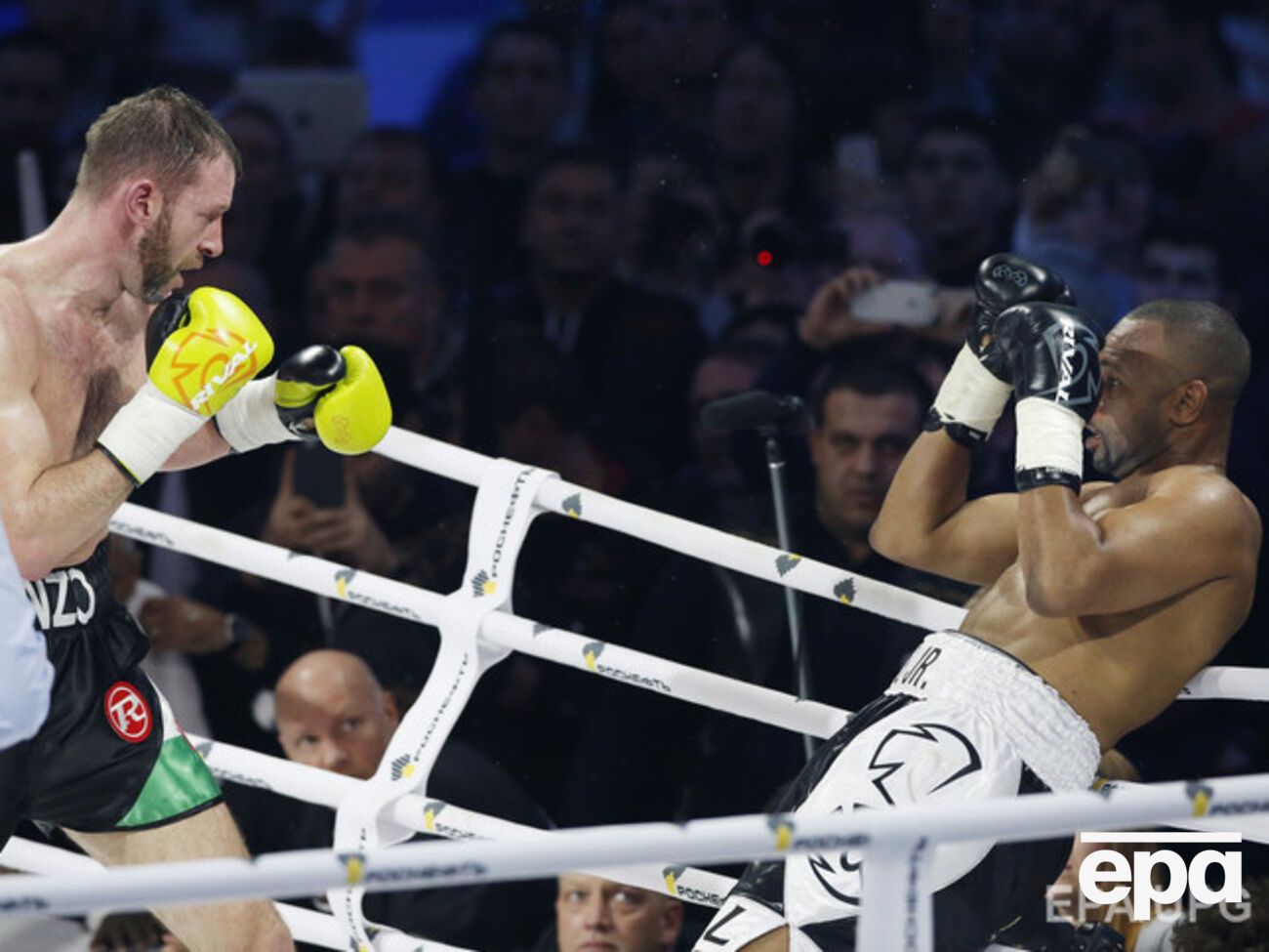 Британец отправил новоиспеченного россиянина в нокаут