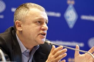 Суркис просит Курченко продать или подарить "Металлист"