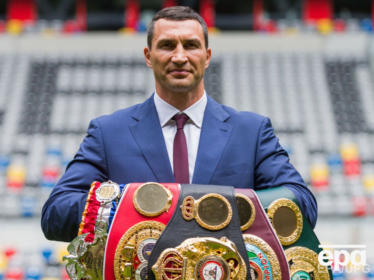 Кличко опустился в рейтинге самой престижной боксерской организации после поражения от Фьюри