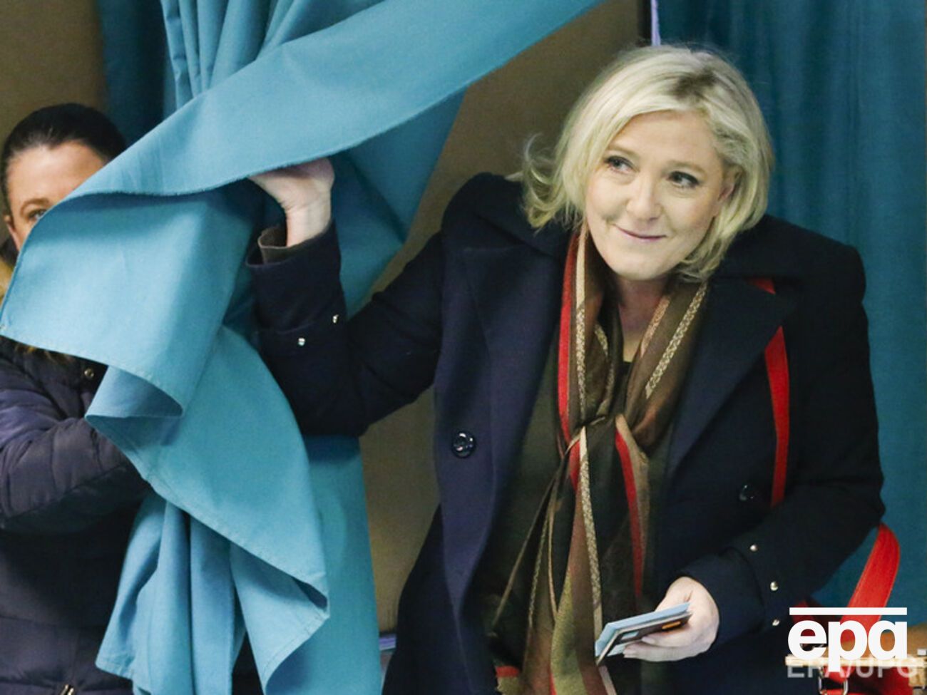 Партия Ле Пен проиграла второй тур выборов