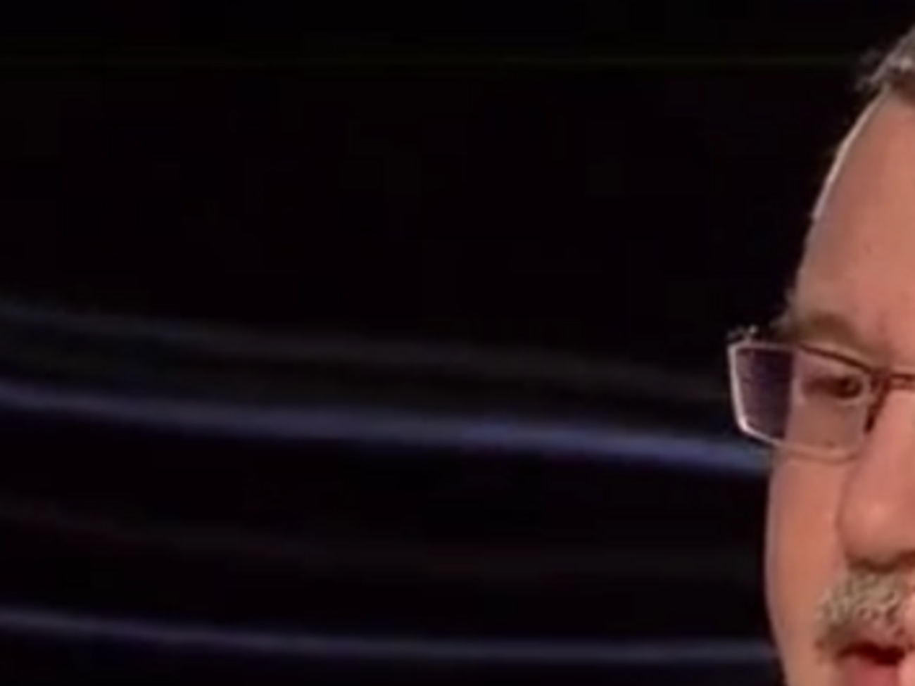 Гриценко: Порошенко должен был бы отстранить, а потом арестовать Яценюка. Видео