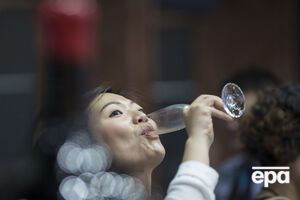 19 камбоджийцев отравились рисовым вином