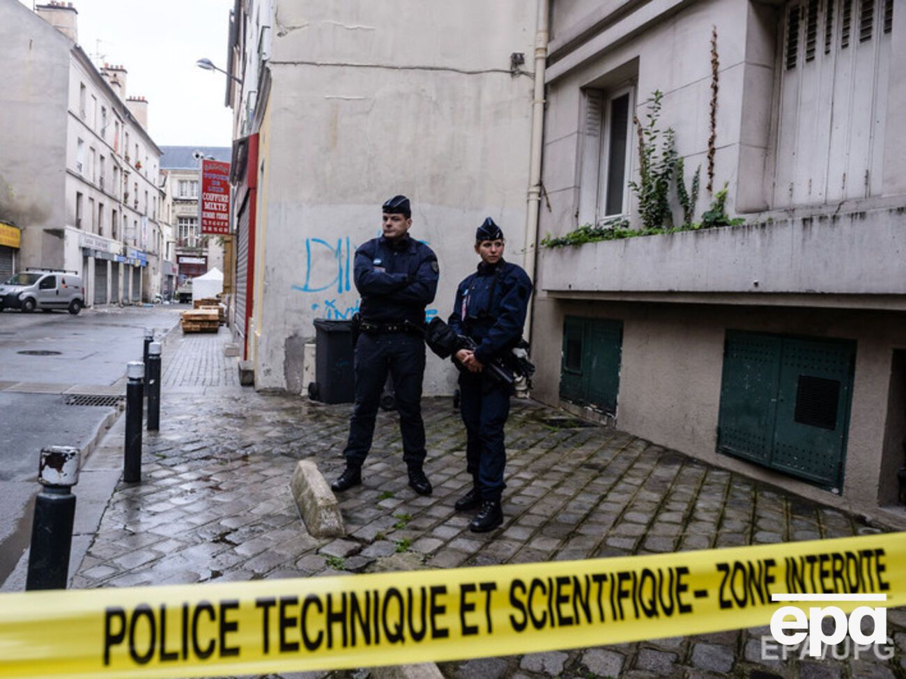 Полиция разыскивает нападавшего