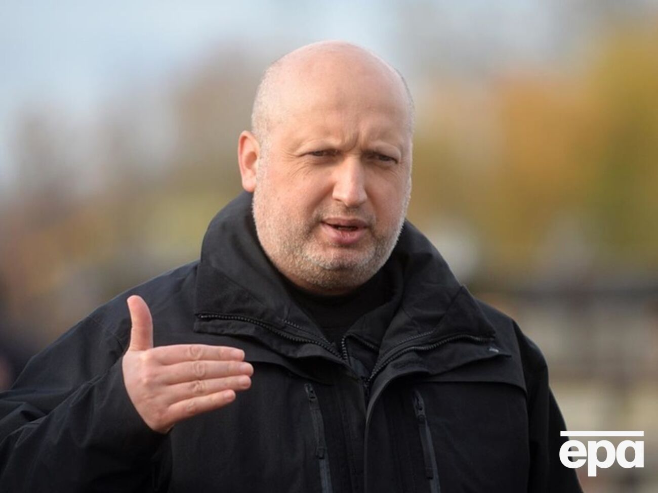 Турчинов подчеркнул, что Украина выполняет Минские соглашения